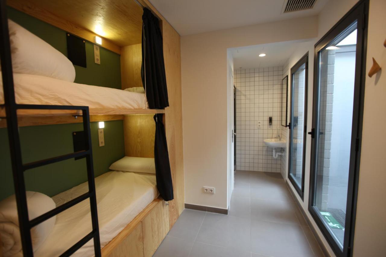 Vtz The Botanic Hostel Zaragoza Dış mekan fotoğraf
