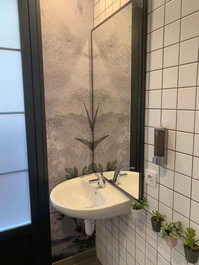 Vtz The Botanic Hostel Zaragoza Dış mekan fotoğraf